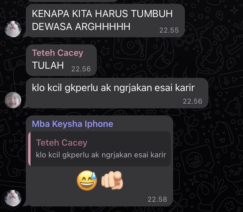 ini-molly-on-twitter-ngerjain-essay-reflektif-karir