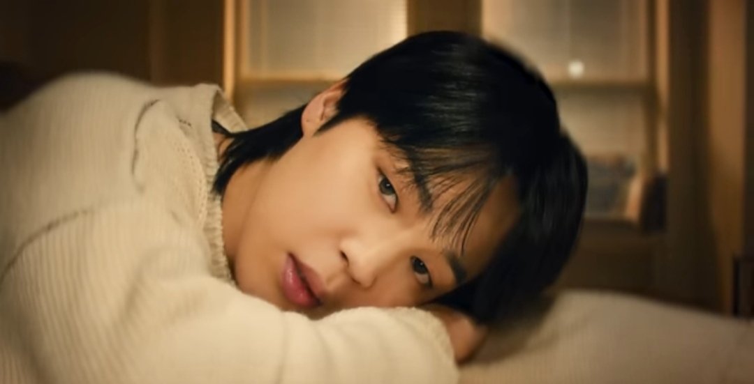 SwagDeysi13's tweet photo. La historia detrás de "Like Crazy" by Park Jimin'. Un hilo para baby army y paga celebrar su #1 en los Hot 100 de Billboard. @BTS_twt https://t.co/lJ7y9Y14oT