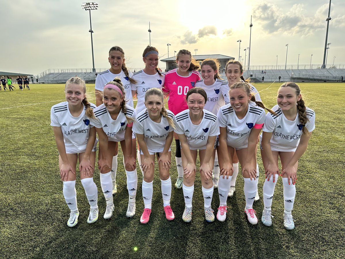 MattTrumpp's tweet photo. Girls beat OE 3-0 and really start to click. Move to 3-0-1 on the year w a 4th straight shut out. @averyebrown w WOTM honors w an absolutely terrific game. Rest and recover for LFS on Thursday. @aweb9 @ProfEnright @andrew_miller21 @KatieHecker22 @ADButlerOW https://t.co/2jmGKJBndl