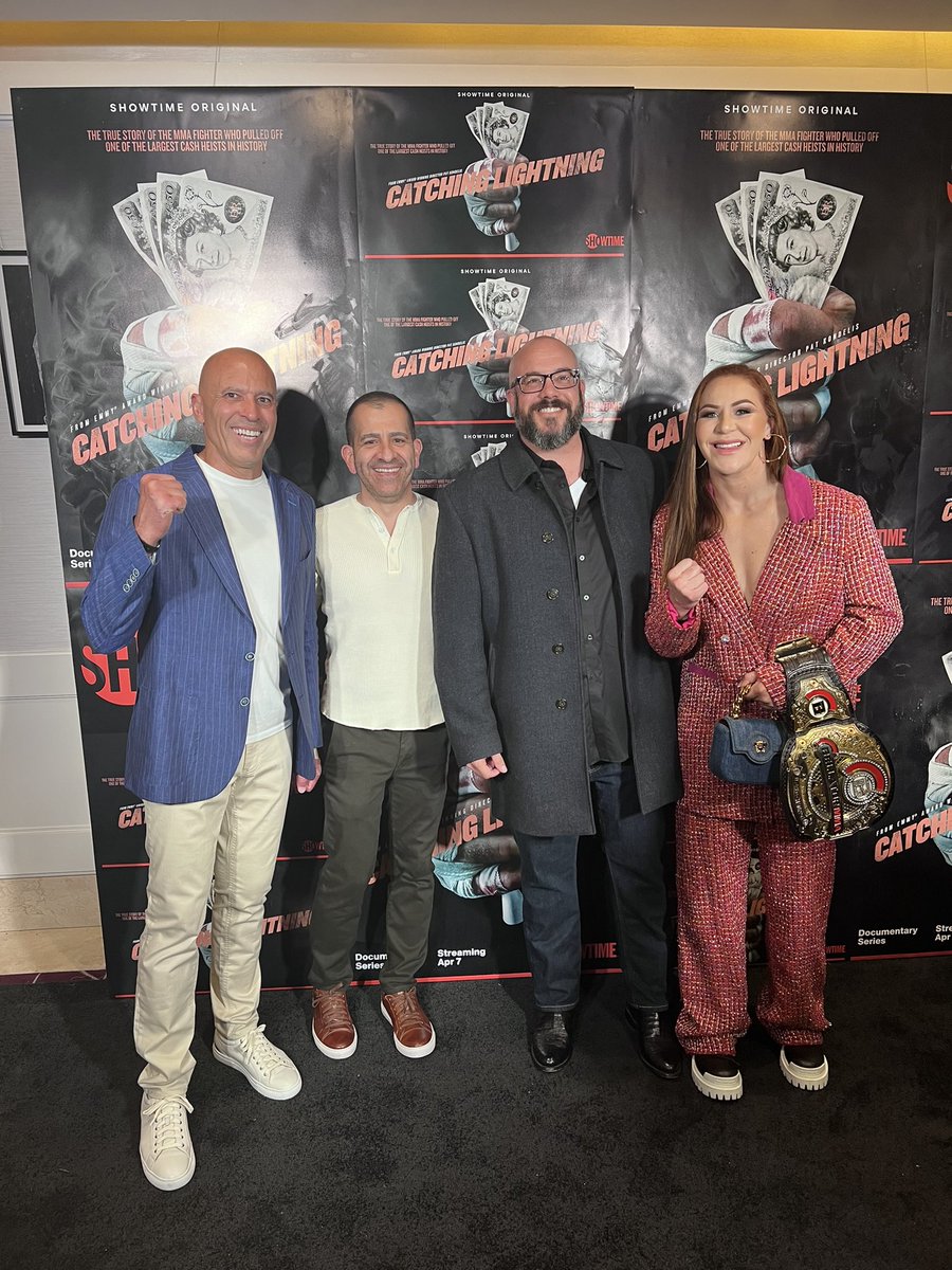 ats_fight's tweet photo. The premiere of #CatchingLightningDoc https://t.co/0PXDXTP0NK
