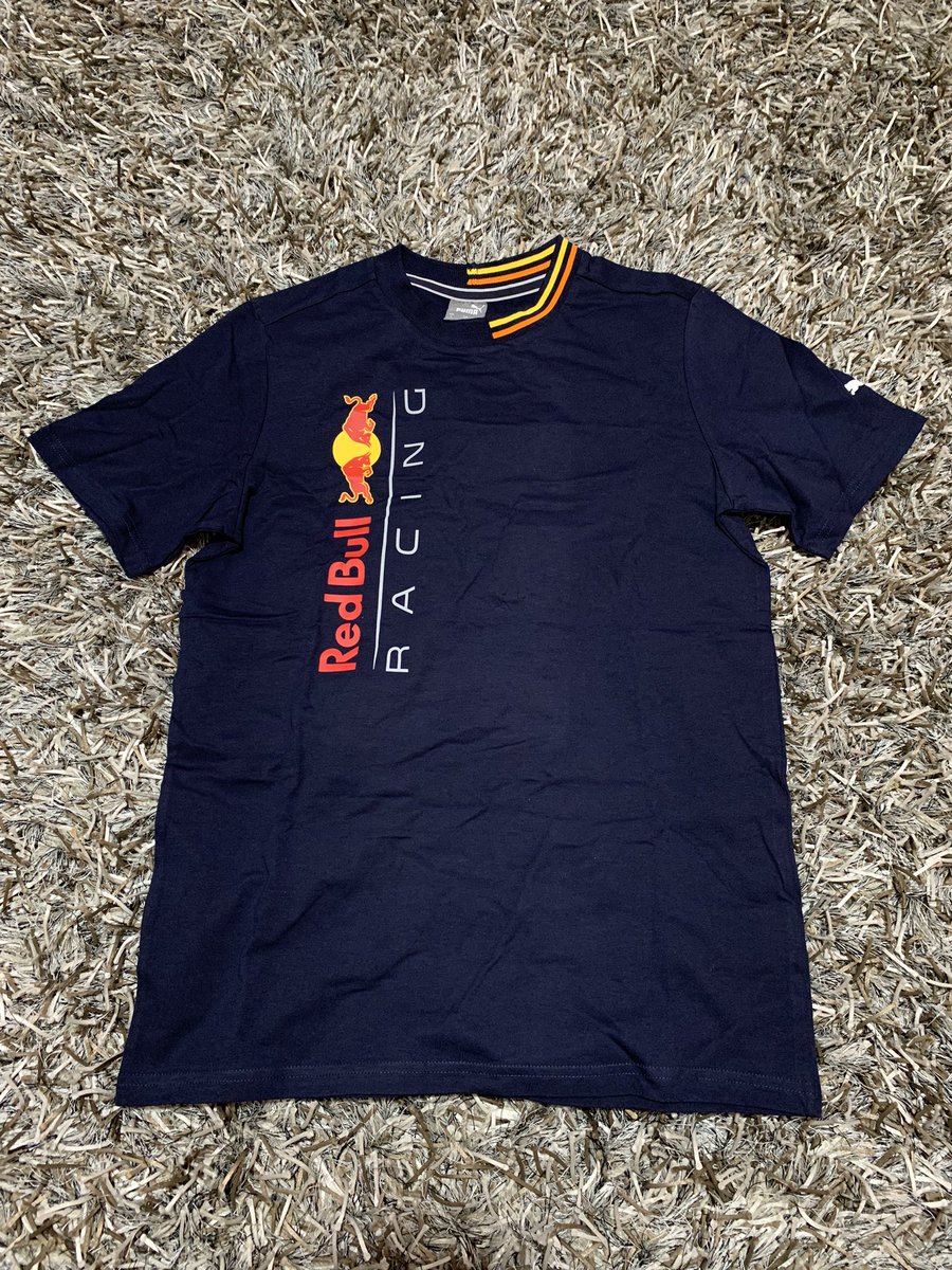 looktrendy's tweet photo. Puma Red Bull Checo Perez. https://t.co/XSwi4AwWLm