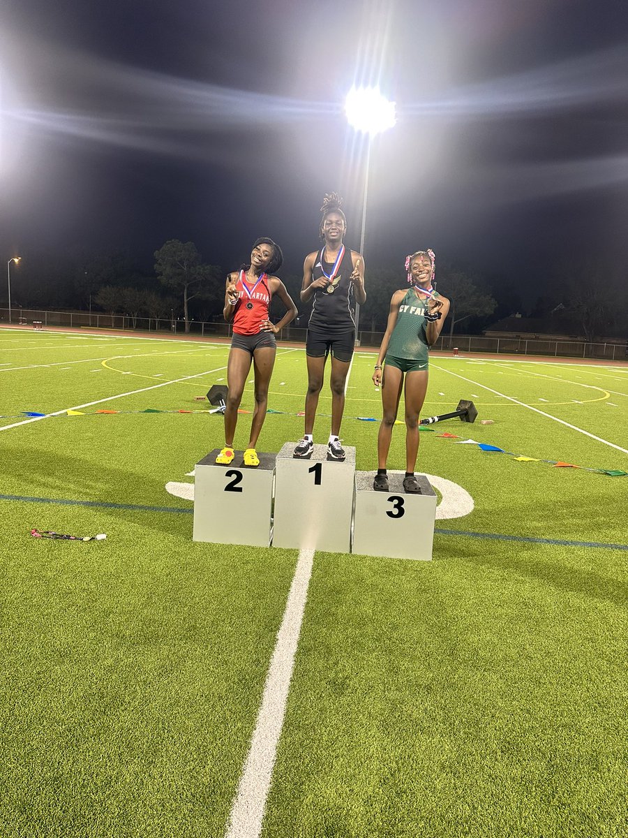 Freshman Destiny Bullock is District 16-6A Junior Varsity High Jump CHAMPION!!! #RiseUp🐯 <a href="/CyParkAthletics/">Cy Park Athletics</a>