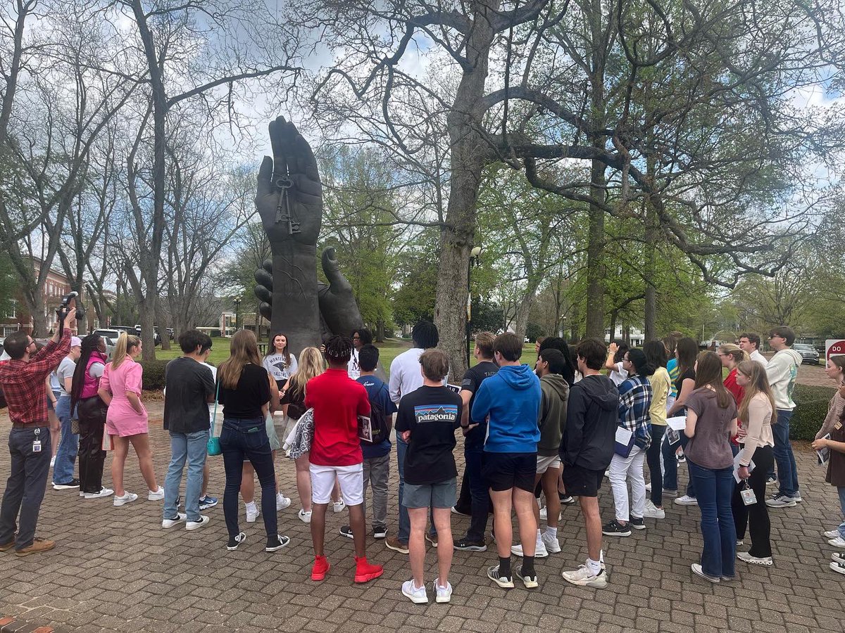 LdrshpShlbyCoAL's tweet photo. Today was a great #Education Day for the Youth #Leadership #ShelbyCounty Class of 2022-2023! Thanks to @jeffstate &amp; the University of @Montevallo for hosting the class and sharing valuable information! 

#FindYourPlace #JeffersonState #Montevallo #UofMontevallo #YouBelong https://t.co/83FD4k58XL
