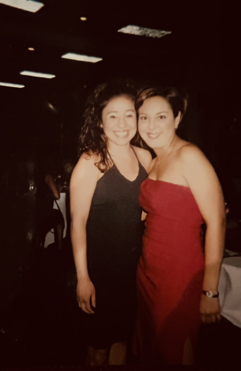 traceyhabla's tweet image. Happy Founding Week! Dulces Recuerdos with my #KDChi sisters. Chicos Bailbonds softball with #ODPHI, Latin Dolls Championship team, buddy readers in my classrooms &amp;amp; formals. #kdchiturns36