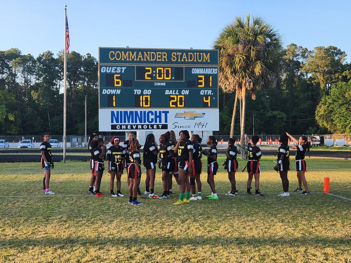 EWFlagFootball's tweet image. Good team win!!! #commanderpride🔰 #prideofthewestside🔰💪🏽🎉