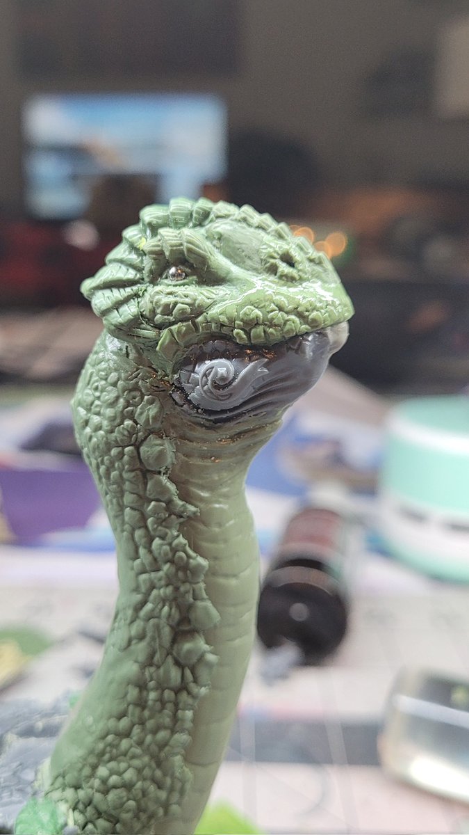 dinojonpaints's tweet photo. Look at this good #thunderlizard. Getting a proper set of lips and nose. The work is ever going. #Warhammer #WarhammerCommunity #seraphon #ageofsigmar https://t.co/P94dm9c05Y