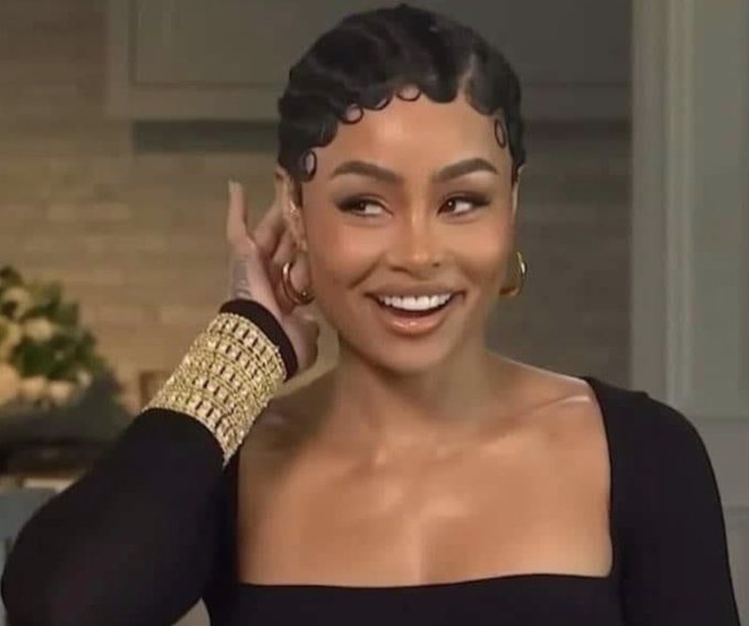 Ok #blacchyna I accept u back now 😂😅 https://t.co/JnvP6tDIiC<a href="/tag/blacchyna"class="tags">#blacchyna</a>