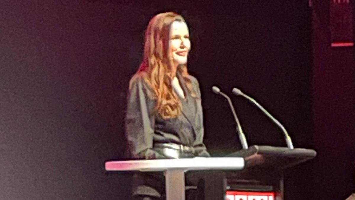 leannetonkes's tweet photo. The perfect antithesis/antidote to Trump noise right now. Listening to @GeenaDavisOrg founder at @ACMI. With thanks to @USEmbAustralia @MatchboxPics #geenadavis #beingseenonscreen https://t.co/CpZv0dlFUH