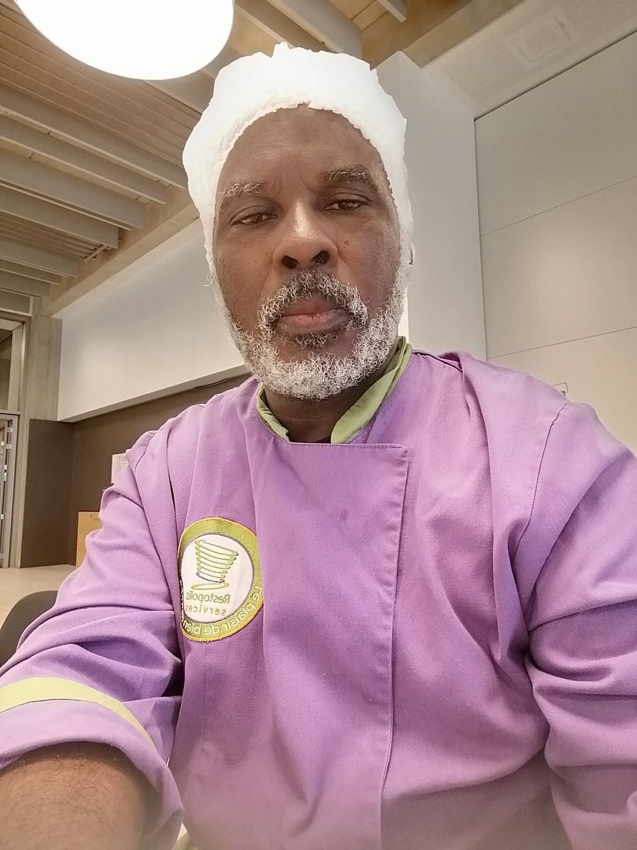 GDoukourou72640's tweet photo. Cuisiner 3 étoiles https://t.co/1UH6hjI7jj