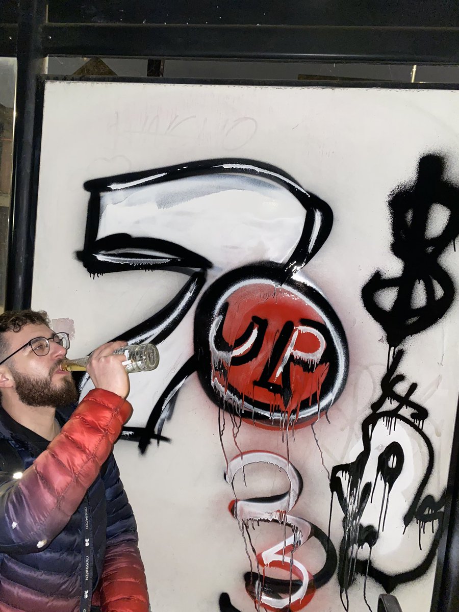 PiniShemesh's tweet photo. #graffiti #StreetArt #graffitiart https://t.co/dkZurBrPA1