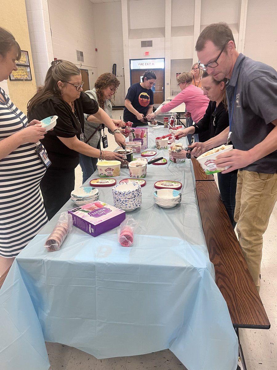 Jen Borcik tweet media