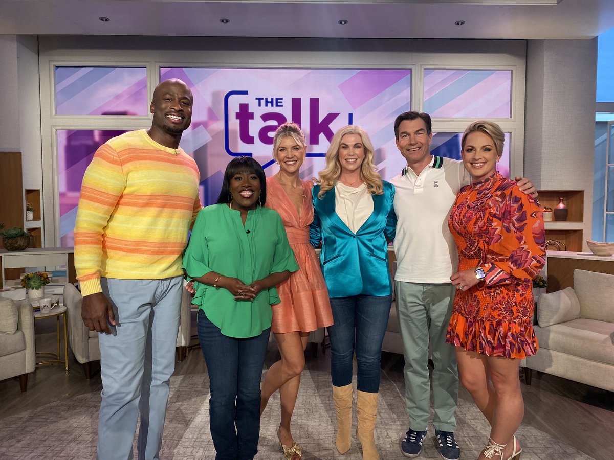 Real Talk: This is the most non-Hollywood Hollywood cast and crew. So many laughs today. Thanks for having me <a href="/jamieyuccas/">Jamie Yuccas</a> <a href="/TheTalkCBS/">The Talk</a>