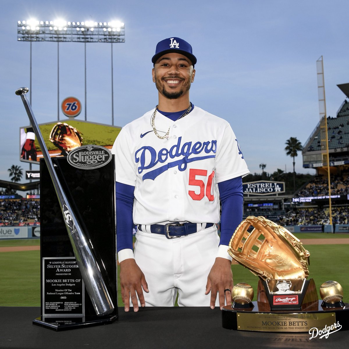 Dodgers's tweet photo. Adding more hardware to the collection. Congratulations, Mookie! https://t.co/7vEluBt9TV
