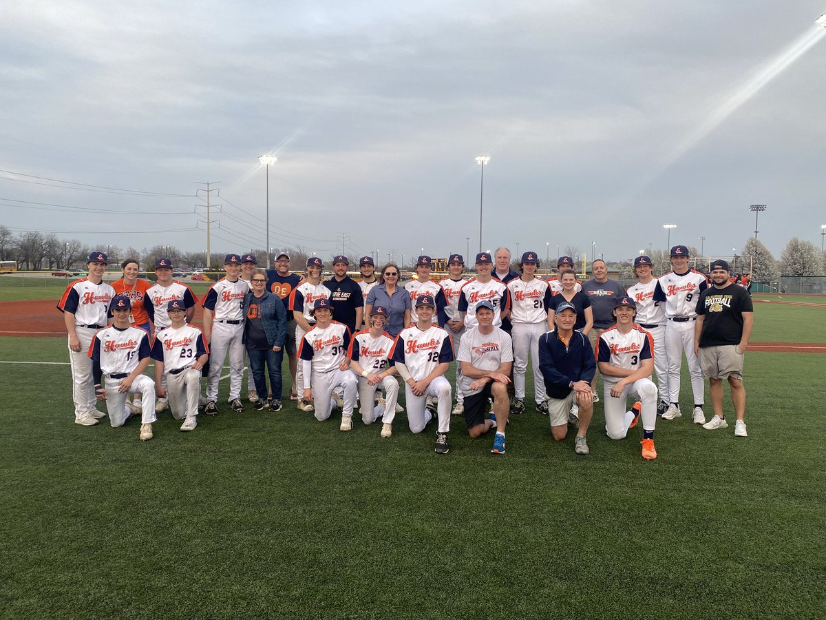 OEHawksBaseball's tweet photo. HUGE thank you to all the teachers who have made an impact on our student-athletes!!! #engagingoe https://t.co/s5LPKhhb60