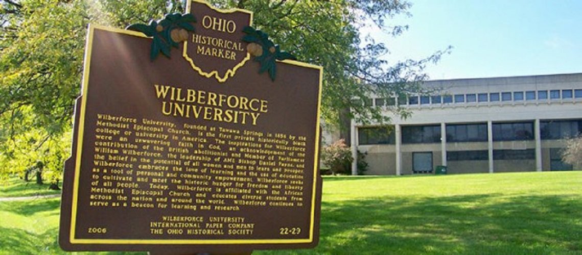 JLenSingletary's tweet photo. Blessed to receive my First Offer from Wilberforce University https://t.co/5ih91U21Xv