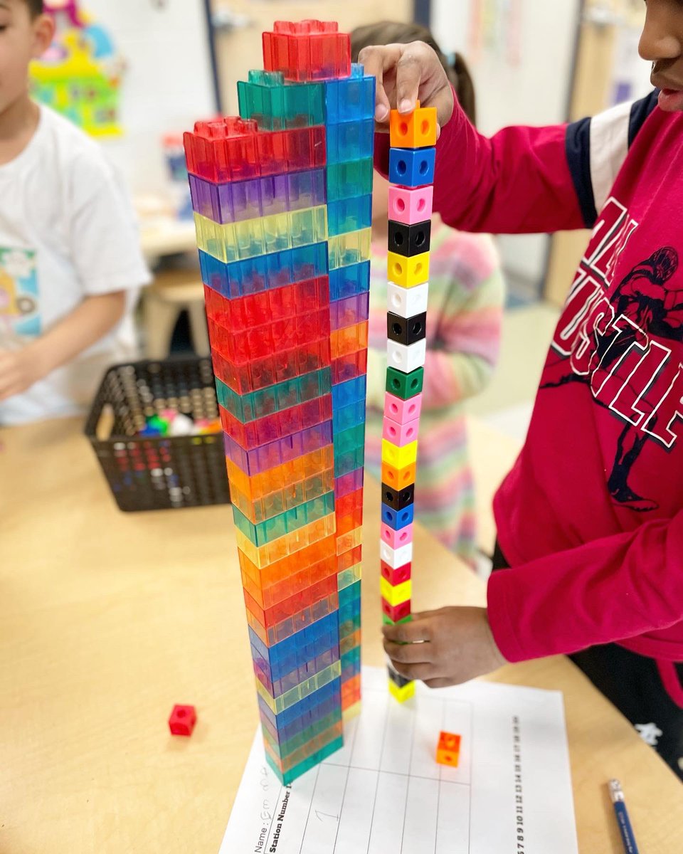 JoysofKinder tweet media