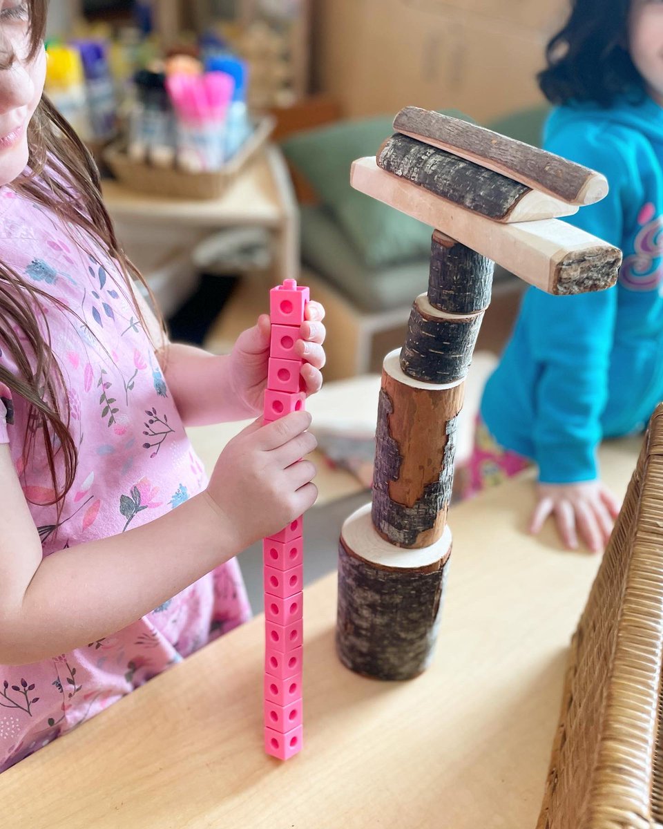 JoysofKinder tweet media