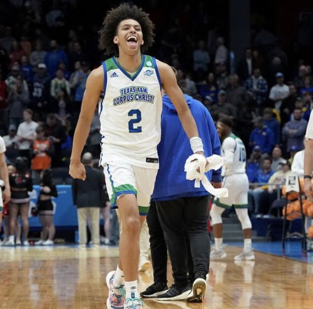 Beyond blessed to receive an offer from Texas A&M Corpus Christi. #GoIslanders