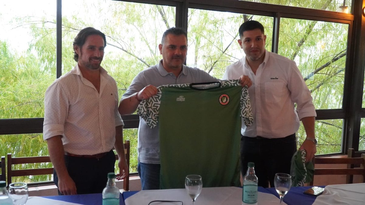 freddyvira's tweet photo. Hugo Morales, nuevo manager de Mandiyú: «Tenemos que apuntar a lo más alto»
https://t.co/W0QBBCY2wG
@CSYDMCTES #HugoMorales https://t.co/jOLtuaSaZL