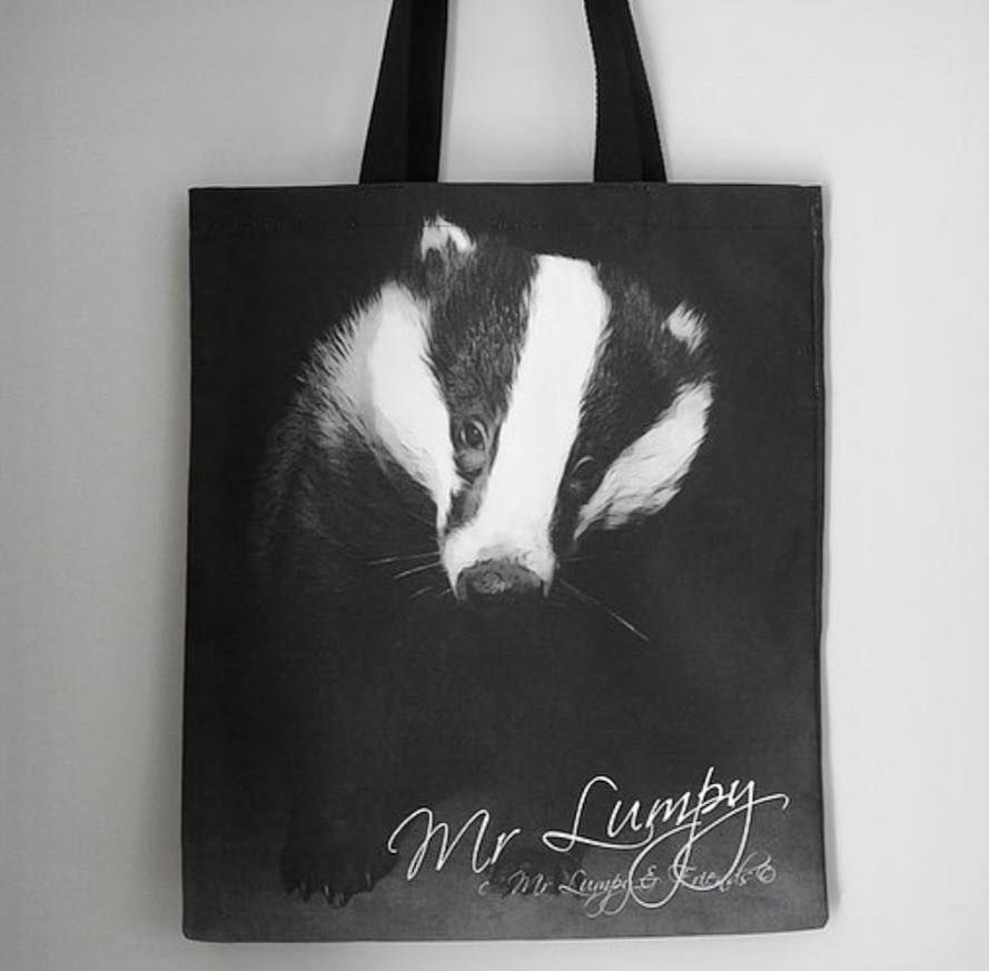 LumpyandFriends's tweet photo. The Unconditional Love with the illustration of me and Mr Lumpy on and the Mr Lumpy Tote Bags are now back in stock plus we have all these exclusive Mr Lumpy &amp; Friends designs available. 
Printed on both sides and made in the Uk 🇬🇧 🦡🐾❤️
https://t.co/BOsmlVsShw
Worldwide post👍 https://t.co/fQGEEJwIz1