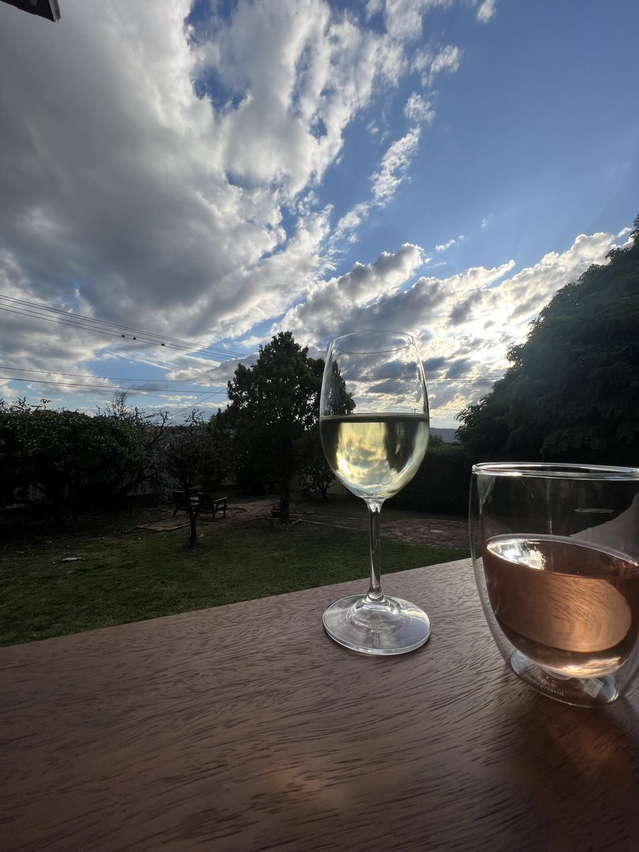 wapple15's tweet photo. @DailyPicTheme2 When itβs Good Wednesday which is the night before #VeryGoodThursday & youβre up for a #Quiet drink or two! #DailyPictureTheme #WineOclock #Canberra https://t.co/lji7Z7R32X