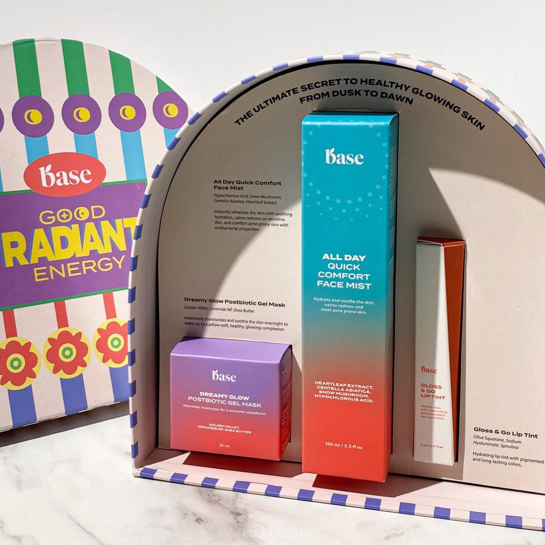 icaaapdeh's tweet photo. #ReviewnyaIca [❤️+🔁] Bundle gemes kaya gini cuma 200 ribuan aja, bisa jadi hampers ramadhan nihh😆

Guys, selama bulan puasa ini pasti kita butuh yaa skincare yang khususnya bisa jaga kelembaban kulit kita. Pas bangett, kalian bisa cobain ini sih🤩

#racuninskincare https://t.co/Rg08lfkzoF