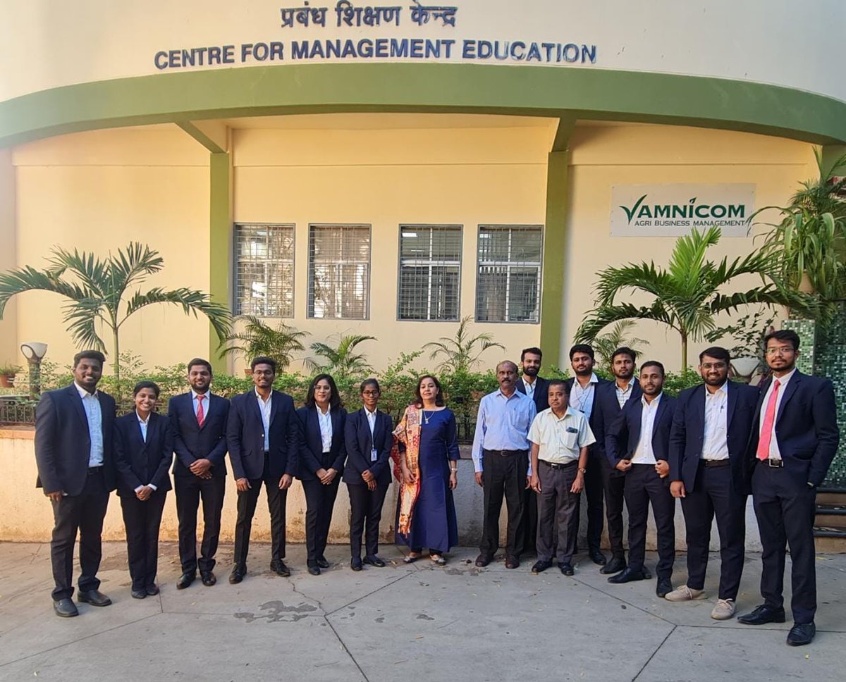 VAMNICOM_Pune's tweet photo. VAMNICOM has maintained the legacy of 100% placement.

The batch of 2021-23 of PGDM-ABM has achieved 100% placement and students are placed in #retail, #FMCG, #Finance, #AgriInput, #Commodities, and #Research &amp; #Consultancy/ #AgriTech sector. https://t.co/NS3WDTuyvf
