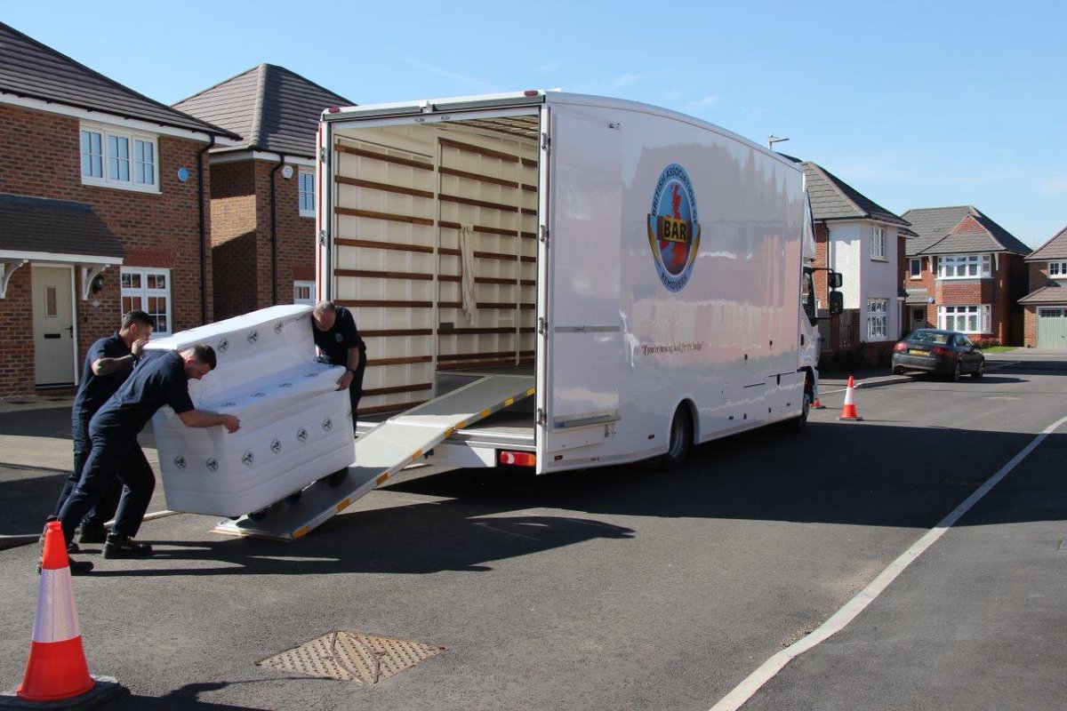 BARremovers's tweet photo. Filming for the new BAR Training video is underway. It can be used as part of an induction programme for removals companies, or as a refresher as it covers the basics including packing and health &amp; safety. A teaser wil be shown at the BAR Conference in May #BARTraining https://t.co/0HpFGrJEIV
