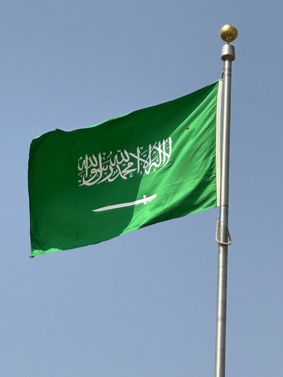 AJELNEWS24's tweet photo. عاجل 🔴 

وكالة "فيتش" العالمية ؛ ترفع التصنيف الائتماني لـ المملكة العربية السعودية من درجة "A" إلى "+A" مع نظرة مستقبلية مست��رة.

🇸🇦🇸🇦 https://t.co/8z5hQBvDof