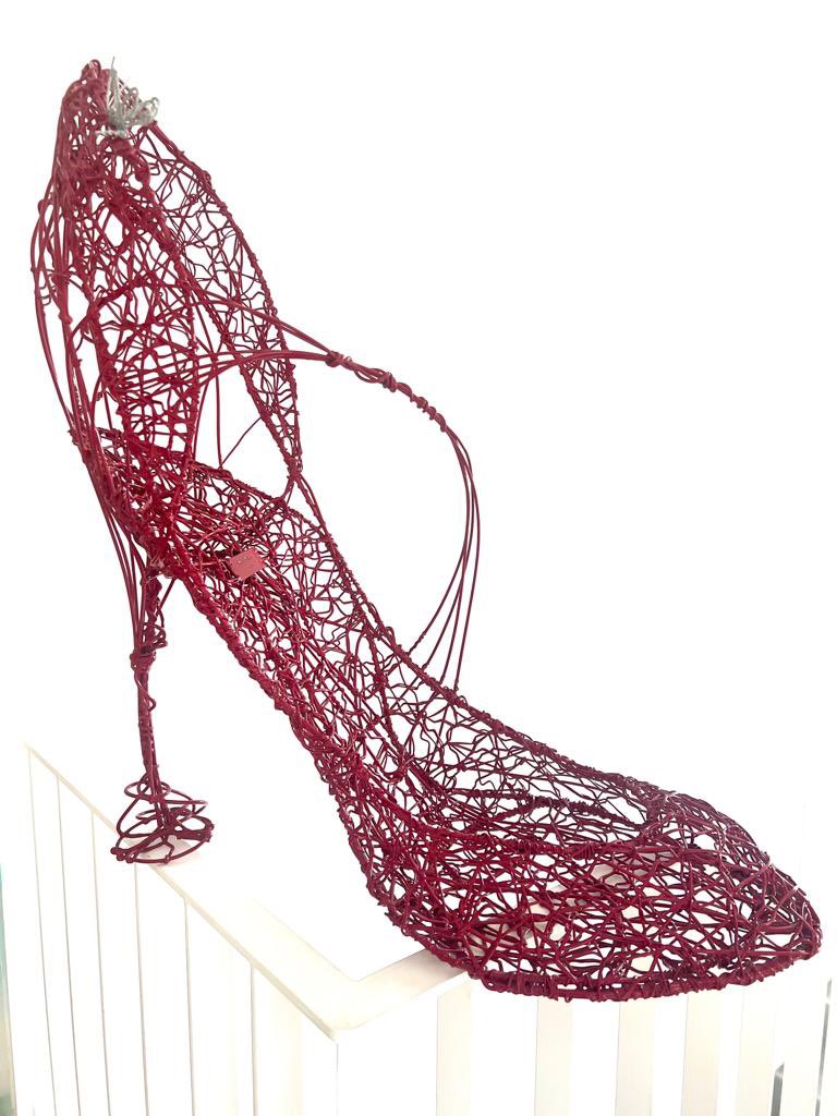 HeartMonaco's tweet photo. “Red heel” 
En fer tissée à la main 
Artist Sophie Olivier 

📩 contact@heart-monaco.com 

#art #artcollector #artoftheday #artgallery #artwork #artist #contemporain #monaco #expo #modafeminina https://t.co/i6pbym0uQv