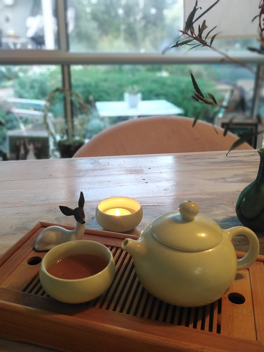 lipstikgeology's tweet image. Tea time 😁❤️☕ #takingtea