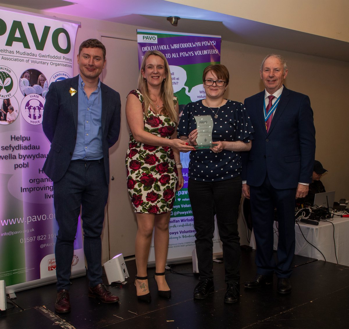🌟The Powys Volunteer Of the Year 2023
Outstanding Contribution Group Award was won by The Mental Health Partnership Representatives🌟

Congratulations !

#PVOY2023