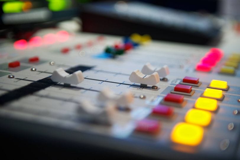 hillsfmkabale's tweet image. On AIR Is Am-pm Taking You Straight from 10am- 2Pm 🕺🤗 The Vibes Are So So High 🔥

📻 Certified || Quantified 💯

Listen in on AIR &amp;amp; ONLINE via hillsfm.co.ug 

#AmToPm
#FreshHitsForKigezi
#TakingYouToTheTop