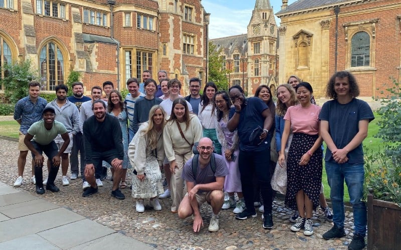 BCloudUK's tweet image. Today&apos;s newsletter:

💳 @yondercard aims to fix broken credit market

🏦 New exec team @railsr_

🗨️ What attracts businesses to ‘new Silicon Valley’?

👀 TikTok fine

💷 Funding @acremortgage @adludio @VulseAI

👋 Appointments @esriuk @Riskified

mailchi.mp/businesscloud/…