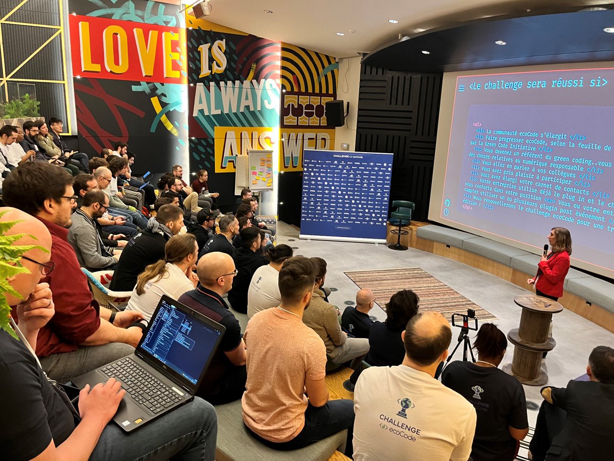 Credit_Agricole's tweet image. Top départ de la première journée de l’#ecoCodechallenge 2023 !

1⃣0⃣0⃣ développeurs et développeuses se challengent sur les défis de ce Hackathon afin de faire émerger les bonnes pratiques autour du numérique responsable 🖥️♻️