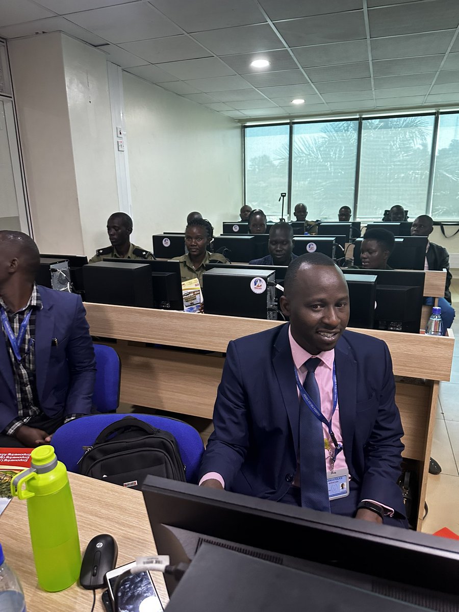 isbatkampala's tweet photo. Empowering our police force with the knowledge and skills to combat cyber threats and protect our nation's digital infrastructure. Proud to host a successful cyber security training for Uganda Police Force! 🚨💻🛡️ #CyberSecurity #UgandaPoliceForce #ProtectingOurNation https://t.co/fIYU0zTUFx