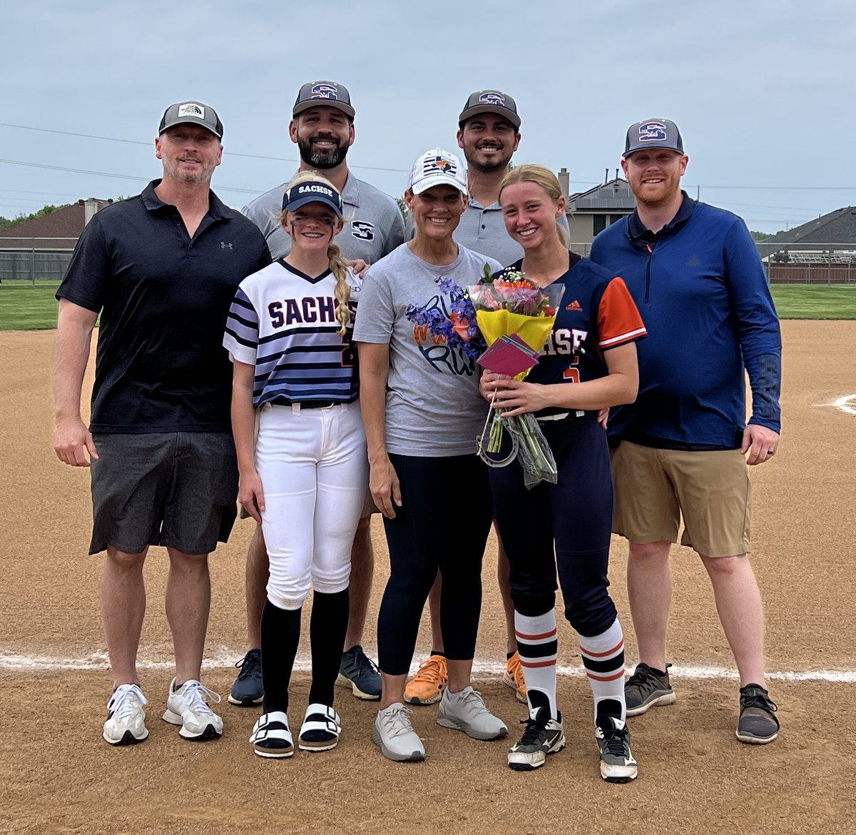 SachseSB's tweet photo. Sachse wins 10-0 vs Naaman Forest!!

Congratulations to all four of our seniors and their families! Thank you for all the work and dedication over the years! Good luck in your future endeavors, but we still have some softball to play. Let’s make a run in the playoffs!! https://t.co/7LkuXBZ9J7
