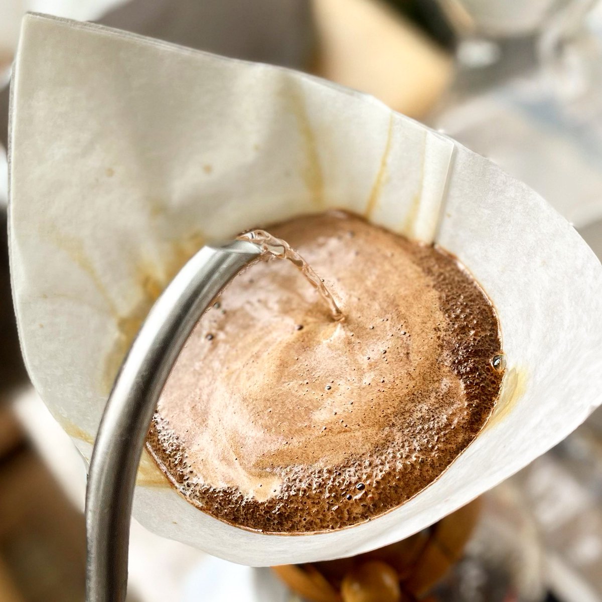 ALOHACOFFEELAB's tweet photo. ハワイアンコーヒー豆は、ハワイ島の農園から仕入れてます。

コナコーヒー、カウコーヒーなど100%です。

安心してお問い合わせくださいね。
#ハワイアンコーヒー
#ハワイコーヒー豆販売お問い合わせ下さい https://t.co/XbL2O0mUCK