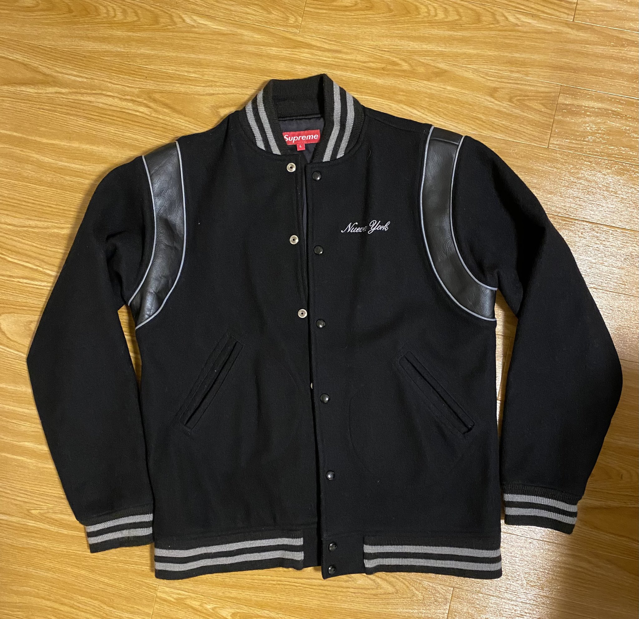 2002 Nueva York Varsity Jacket 初期 【残りわずか】 www