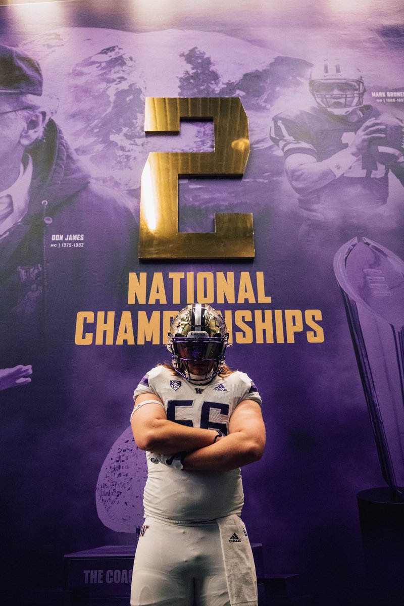After a great conversation with @scotthuffUW, I am blessed to announce my commitment to the University of Washington! Thank you to everyone who has supported me on my journey! #purplereign 
<a href="/KalenDeBoer/">Kalen DeBoer</a> <a href="/apmaul/">AP Maul</a> <a href="/Kekoalii_808/">Micah Hatchie</a> <a href="/bigdrelino/">Andre Lino</a> <a href="/BrandonHuffman/">Brandon Huffman</a> <a href="/NickFarman55/">Nick Farman M.S.</a>