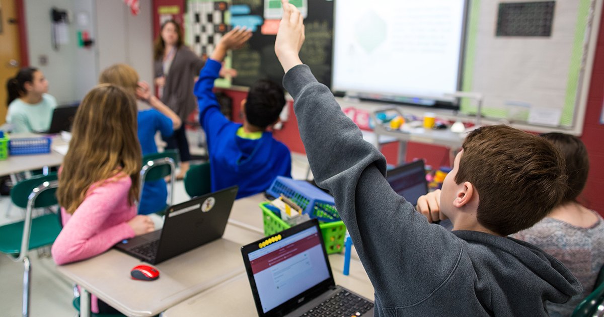 nousaerons's tweet photo. The Colorado 🇺🇸 Clean Air for Schools program provides free HEPA portable air cleaners to K-12 schools and licensed early childhood education providers, as many as needed to provide adequate air filtration.
https://t.co/b9maXzN2Kh https://t.co/UsLHdpdNaU