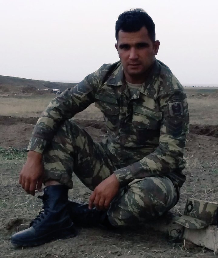 Rahibsmayilov41's tweet photo. 🇦🇿Şəhid Xəyal Arif oğlu Məmmədov 1989-cu il fevralın 13-də İsmayıllı rayonunun Qubaxəlilli kəndində anadan olub. Azərbaycan Ordusunun kiçik çavuşu olan Xəyal MəmmədovVətən müharibəsi zamanı Suqovuşanın azadlığı uğrunda gedən döyüşlərdə savaşıb. Xəyal Məmmədov oktyabrın 2-də https://t.co/ec6i7sk4wd