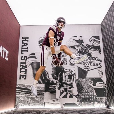 bennettblanks24's tweet photo. #NewProfilePic https://t.co/9AfEFNAEhw