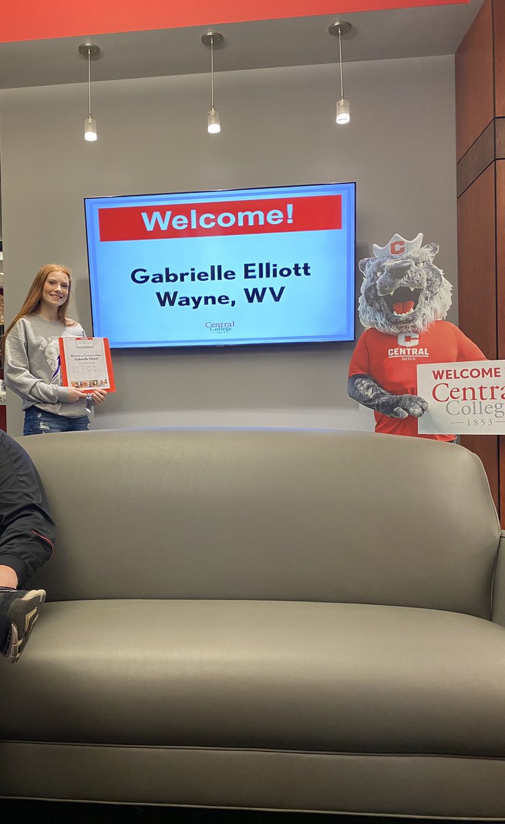 I had such an amazing visit at Central College this weekend! Big thank you to Coach Czipri and Coach Lo!!