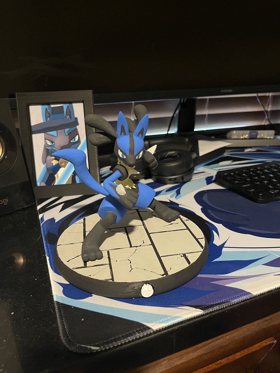 Overlandink371's tweet photo. Recent 3d print I made and painted myself with the eyes based of my sona, I think it came out amazing https://t.co/DayaISCUBs