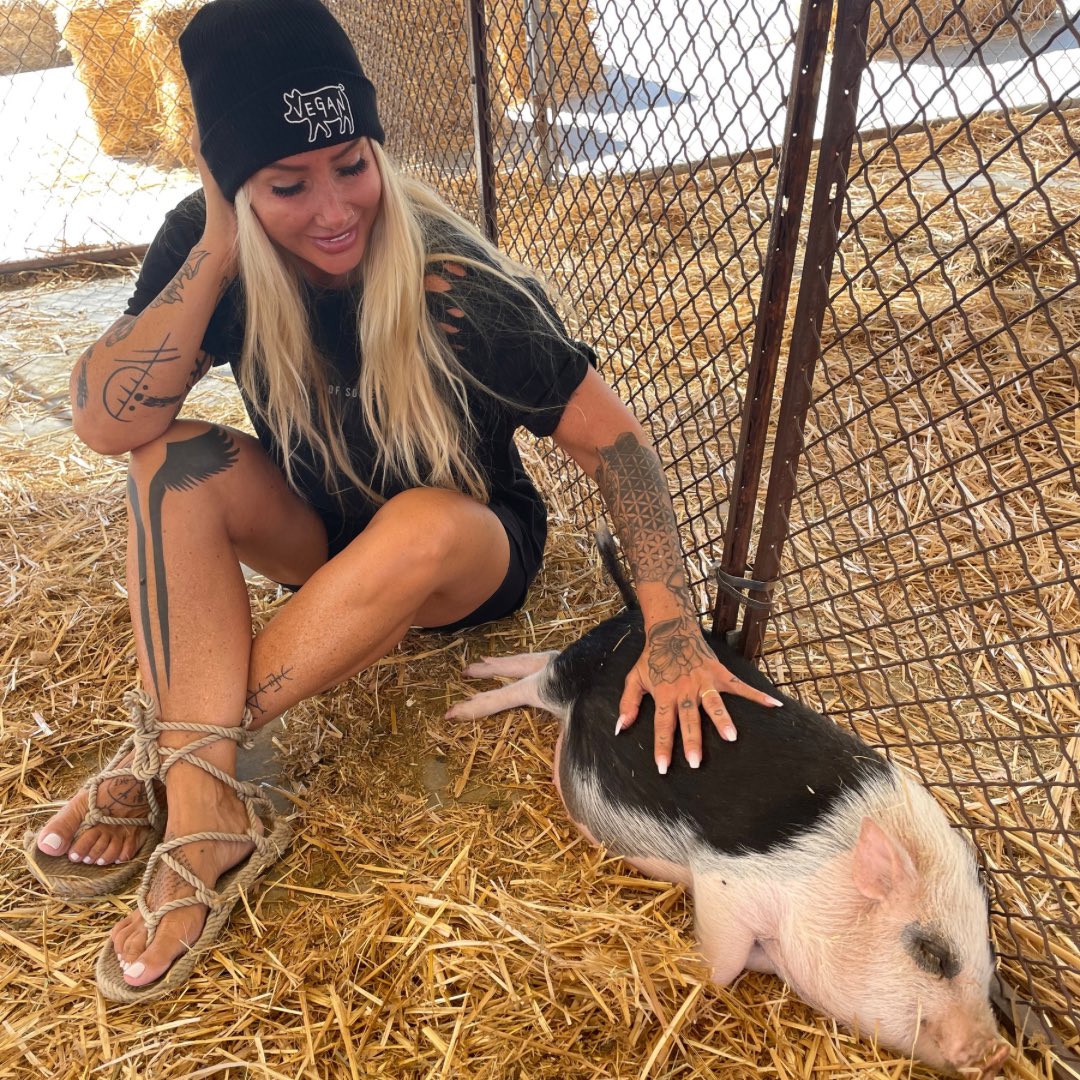 Have you ever interacted with one of the animals on your plate? If you had you would probably realize what #vegan means. #veganism #beanie #veganclothing #veganbrand