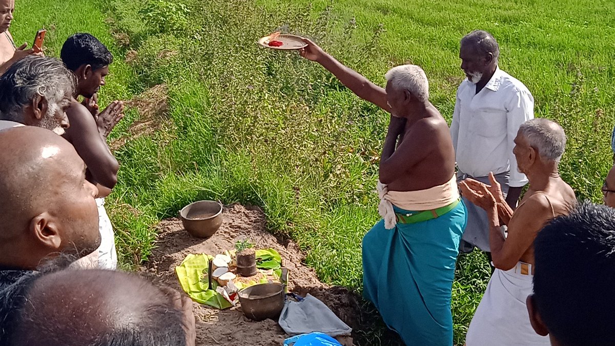 GMMSINd's tweet photo. தூத்துக்குடி தெற்கு மாவட்டம் #தென்திருப்பேரை  இல் 
#பொன்_ஏர்_பூட்டும்  திருவிழா விழாவிற்கு #தேவேந்திரகுலவேளாளர் சொந்தங்களுக்கு மனமார்ந்த நன்றிகள் @DrGunasekarAC @MuniCivilEr @VIJAYKabilan12 @DKV_IT_WING_Ofl @TamilvananDKV @Kiyare7 @bagutharivu143 @Bava_DKV @DIP_Dkv https://t.co/qWIKErTETY
