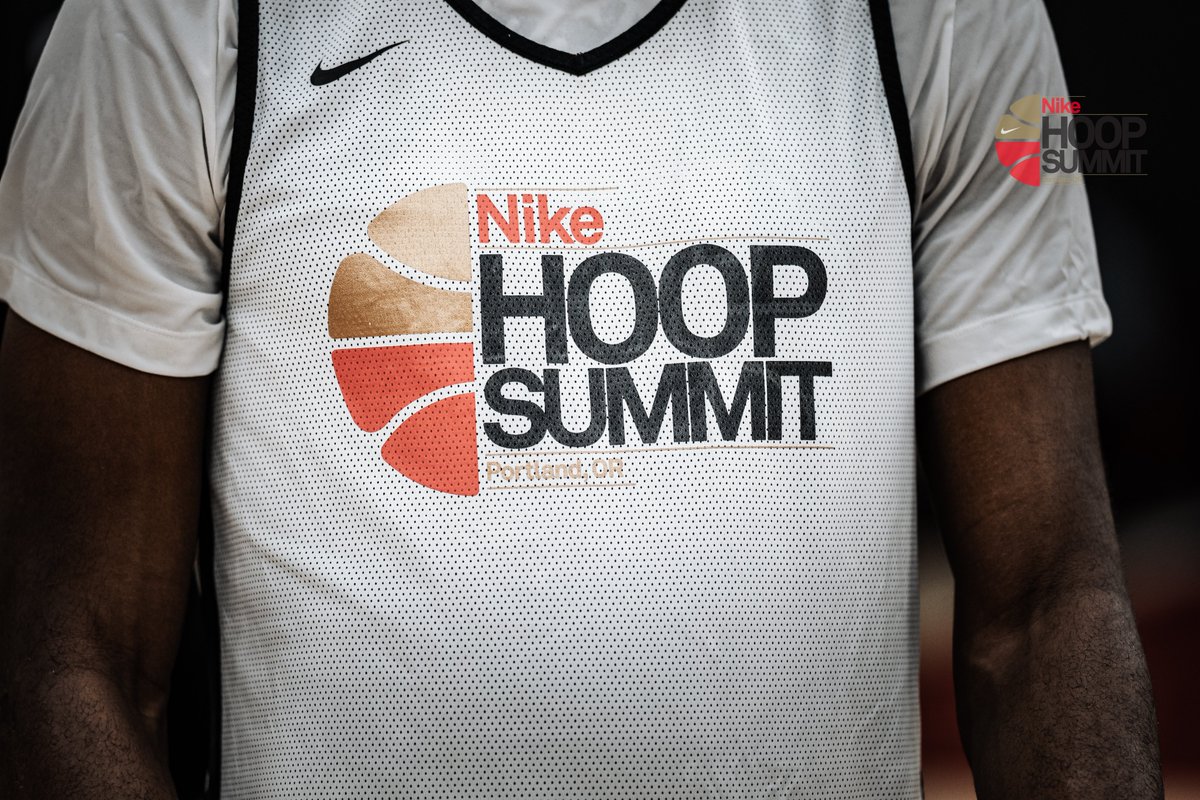 _proinsight's tweet photo. Eye-Catchers ⏩️ 🌐 World Team PM Practice

🇸🇸 Taylor Bol Bowen | Florida State
🇸🇸 Garwey Dual
🇨🇦 Aden Holloway | Auburn
🇯🇲 London Johnson | Ignite
🇳🇬 Mackenzie Mgbako | Duke
🇫🇷 Zaccharie Risacher
🇬🇷 Andrej Stojakovic | Stanford
🇨🇲 Yves Missi ‘24 | Baylor

📸 @rhoppes76 https://t.co/oI84O33a0r