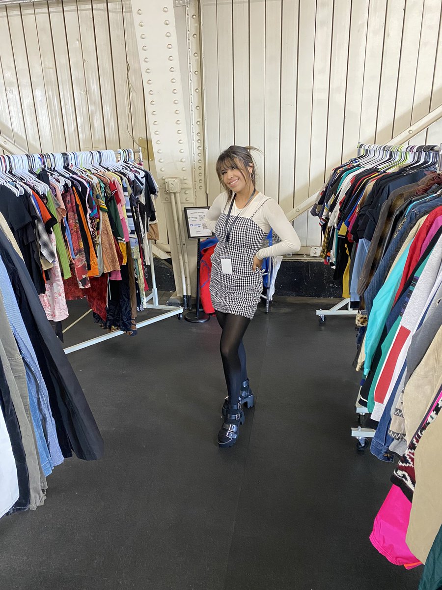 OBEYAMBER_XO's tweet photo. Your vintage plug @occasionalxthrifters on ig 🫶🏼 https://t.co/D75wyjzZJJ