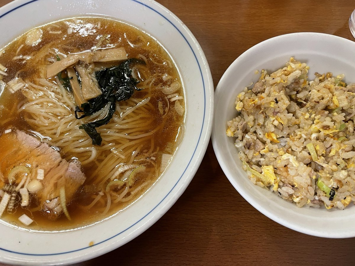 darksidehotel's tweet photo. こういうのでいいんですよ https://t.co/jvqzHSu7ux